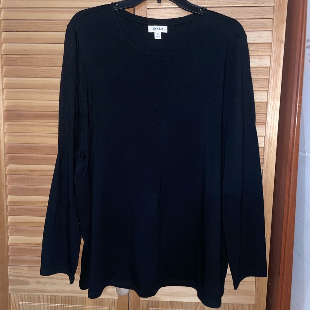 Women’s plus Style & Co. Elegant Black Long Sleeve Jersey